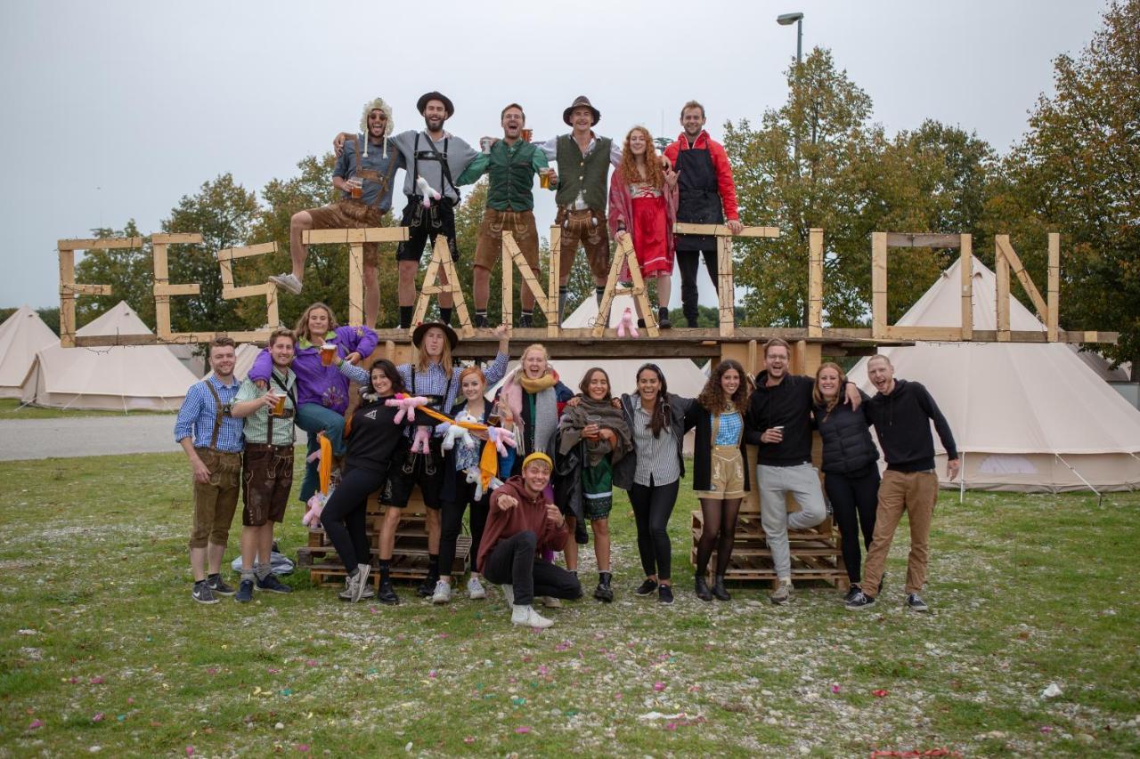 Отель Festanation Oktoberfest Camp #2 Мюнхен Экстерьер фото