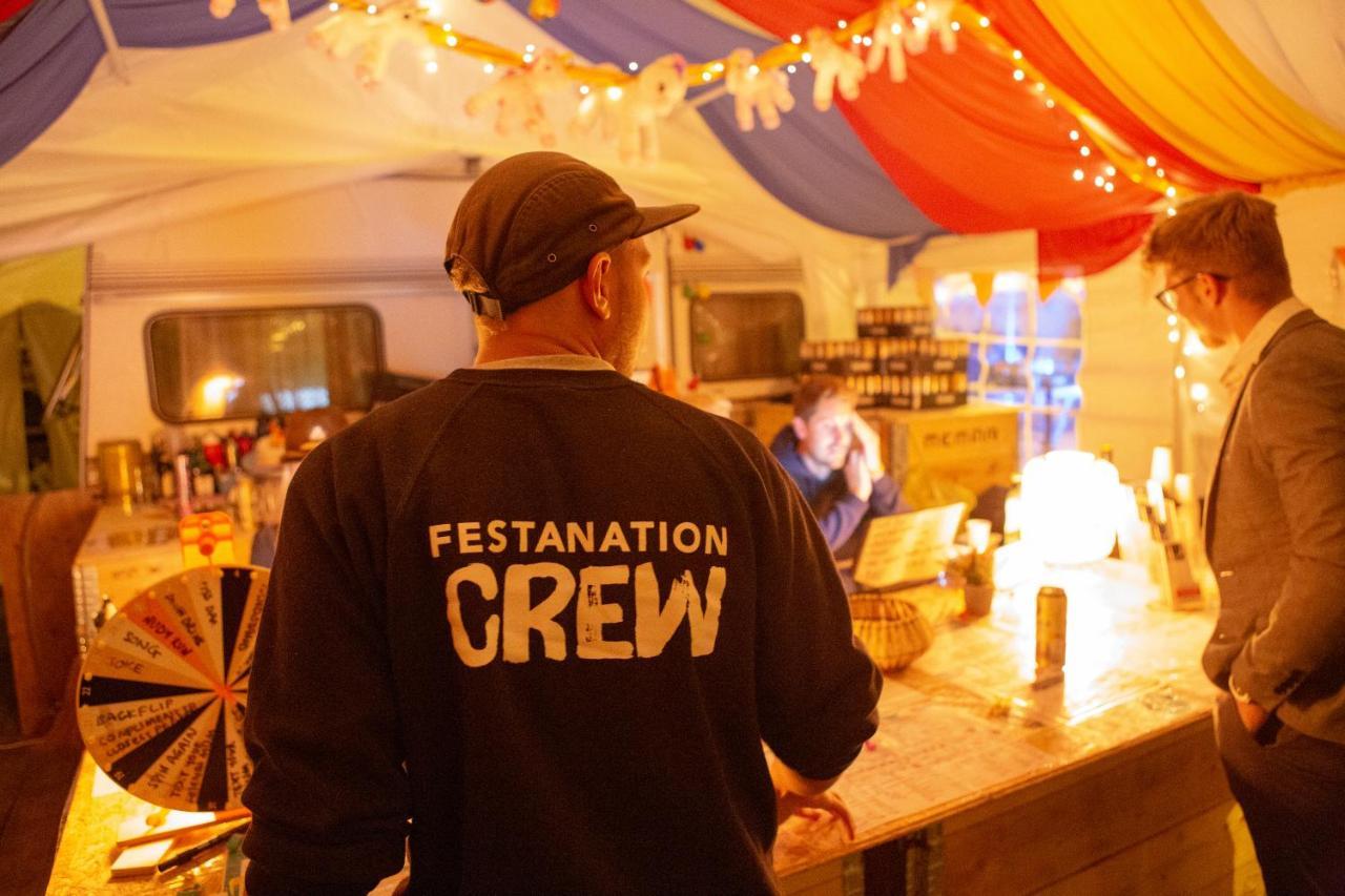 Отель Festanation Oktoberfest Camp #2 Мюнхен Экстерьер фото