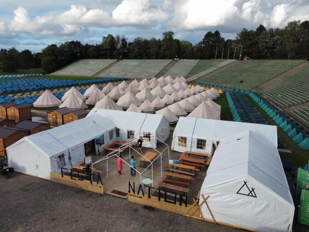 Отель Festanation Oktoberfest Camp #2 Мюнхен Экстерьер фото