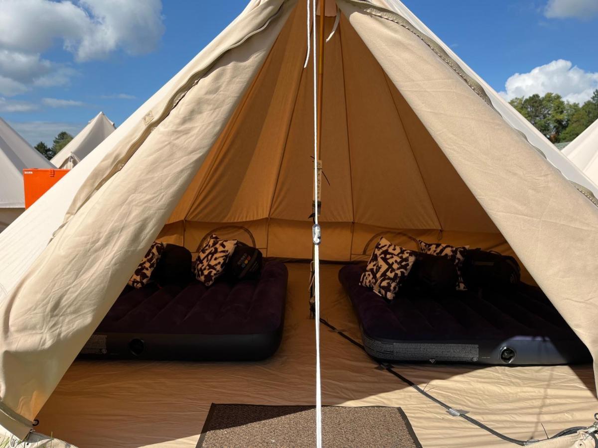 Отель Festanation Oktoberfest Camp #2 Мюнхен Экстерьер фото