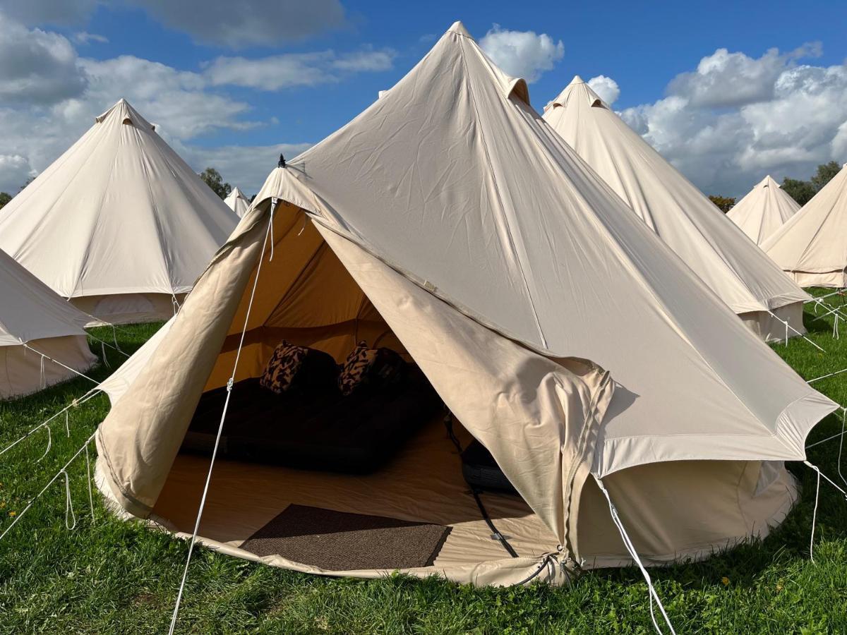 Отель Festanation Oktoberfest Camp #2 Мюнхен Экстерьер фото